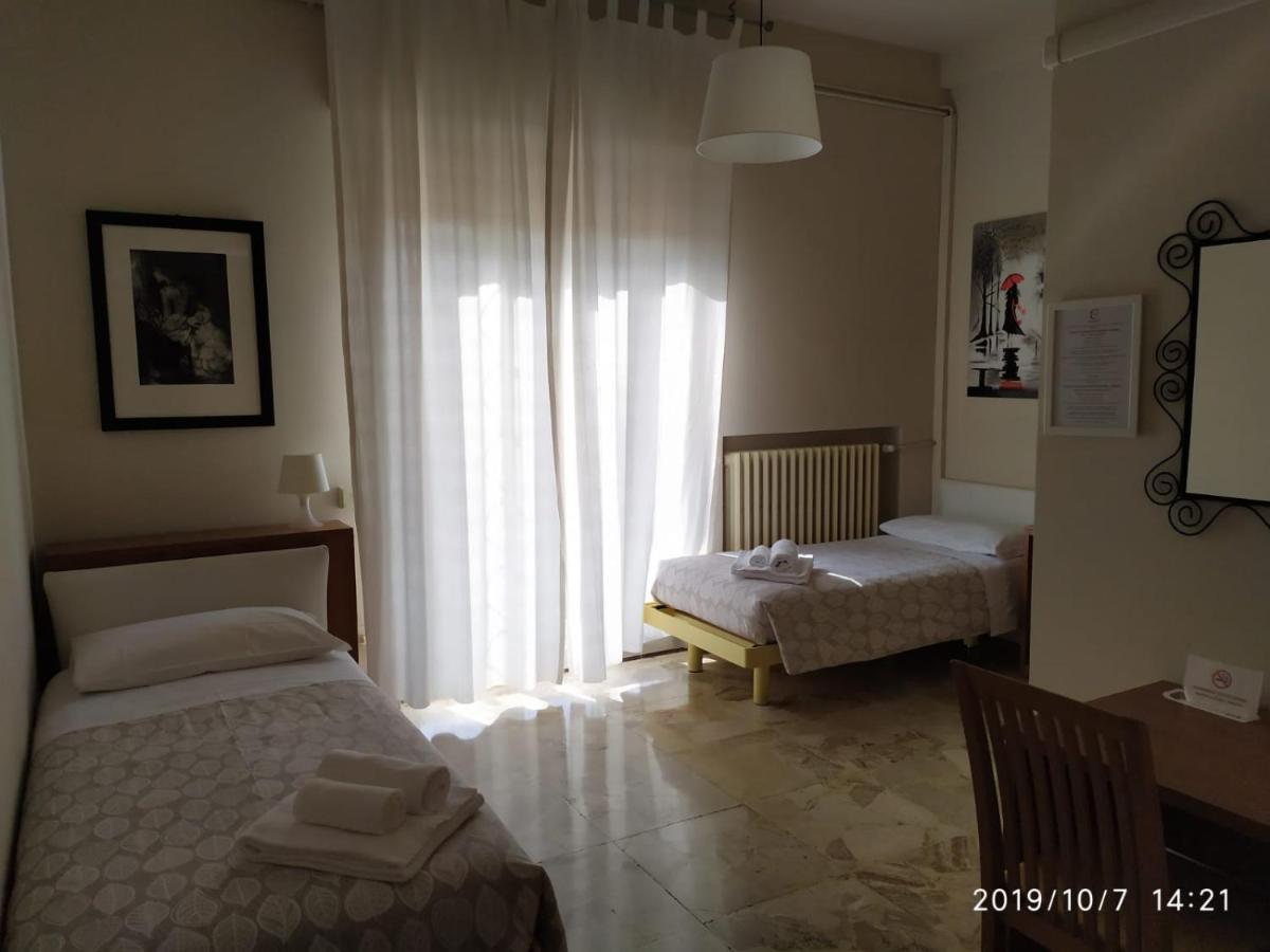 B&B Cameracaffe Centro Ареццо Екстер'єр фото
