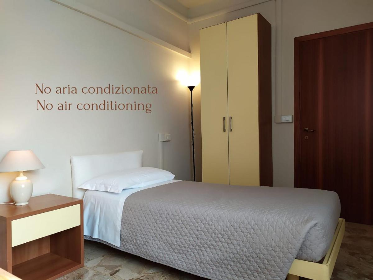 B&B Cameracaffe Centro Ареццо Екстер'єр фото