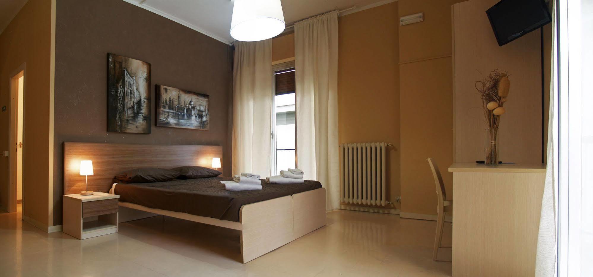 B&B Cameracaffe Centro Ареццо Екстер'єр фото