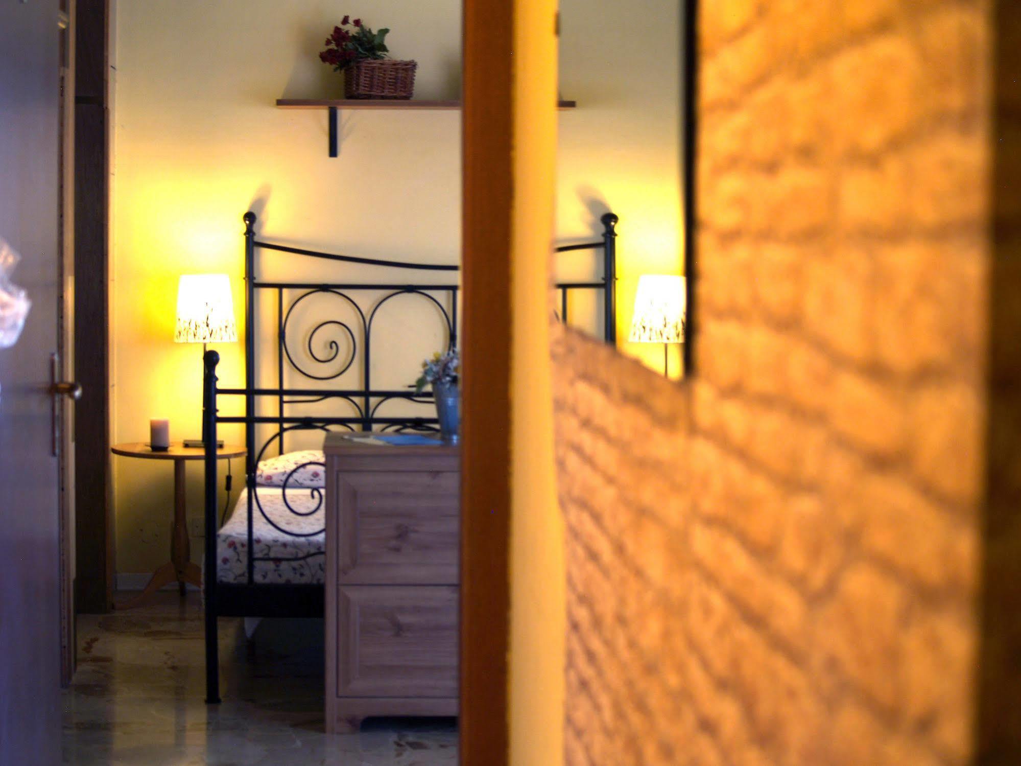B&B Cameracaffe Centro Ареццо Екстер'єр фото